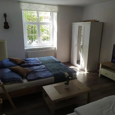 Pisqor - Self Check-in * Bratysława