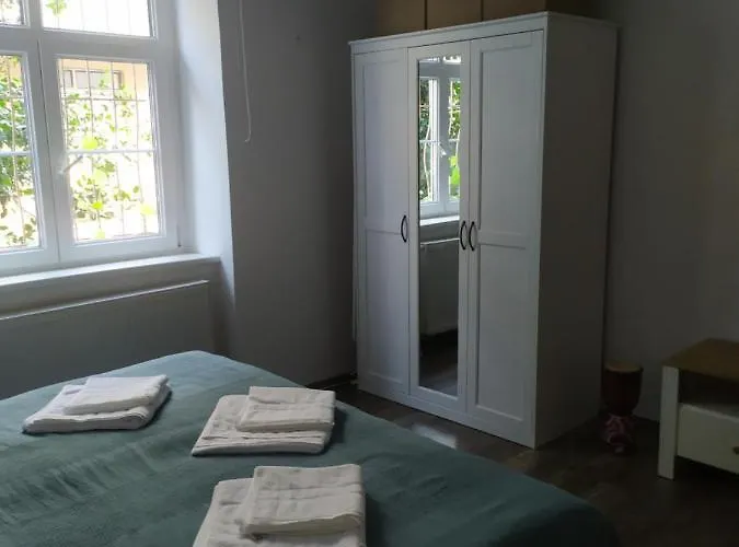 Pisqor - Self Check-in * ブラチスラヴァ